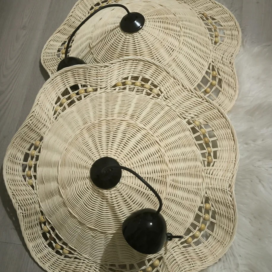 Çiçek Formlu Rattan Avize — 60 cm