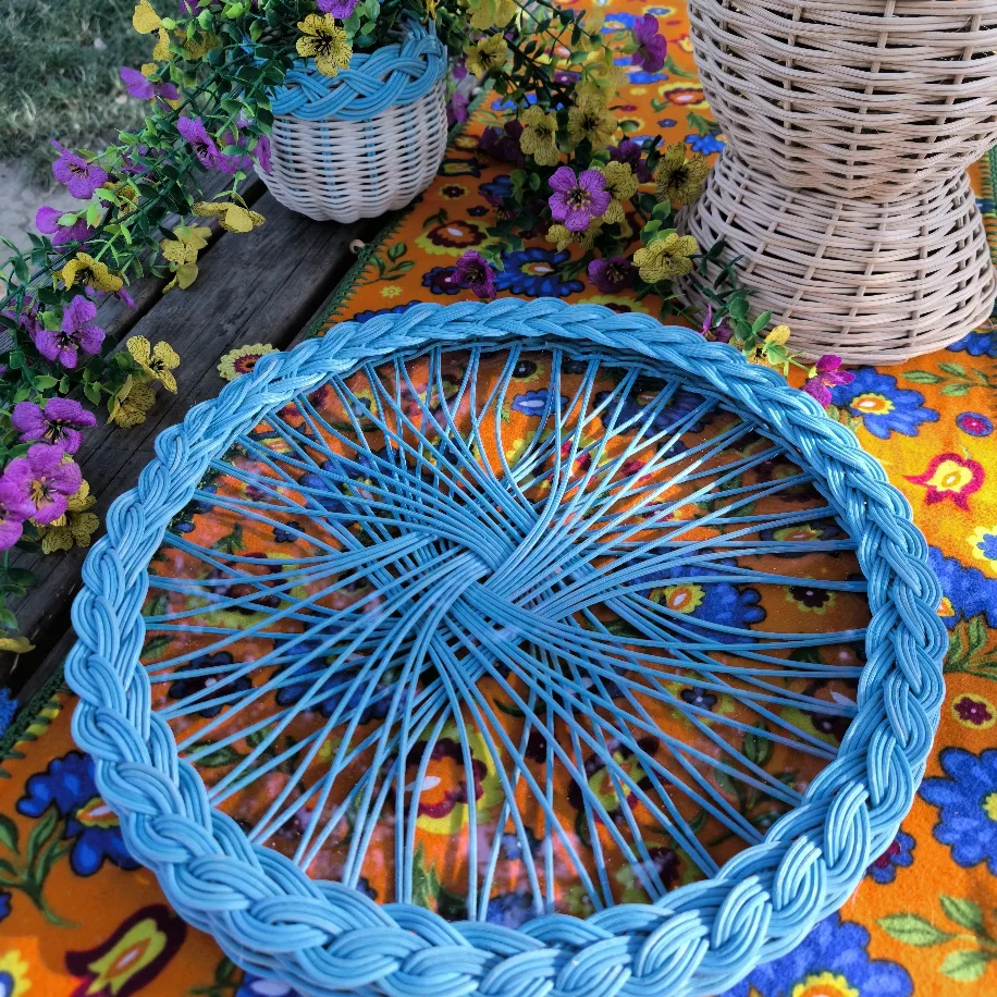 Mavi Camlı Rattan Tepsi — 37 cm